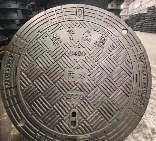 华容球墨铸铁防沉降井盖展示